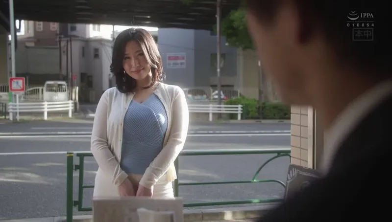 Chồng yếu không làm lên đỉnh, cô vợ lên mạng tìm trai trẻ địt khỏe